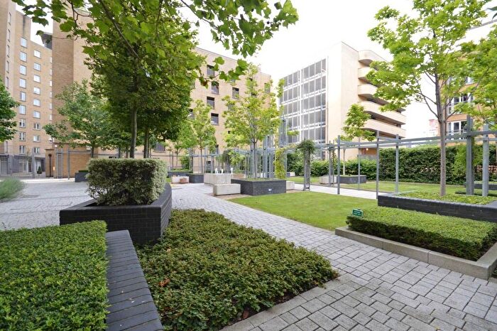 1 Bedroom Flat To Rent In Seacon Tower, Canary Wharf, E14