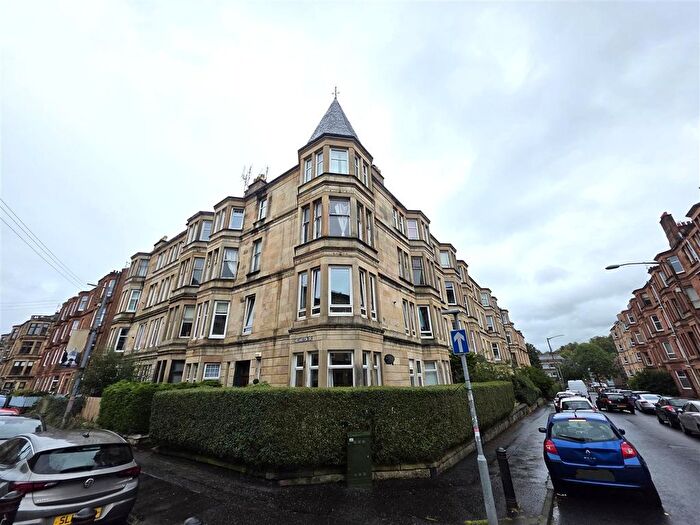 2 Bedroom Flat To Rent In Deanston Drive, Shawlands, Glasgow, G41