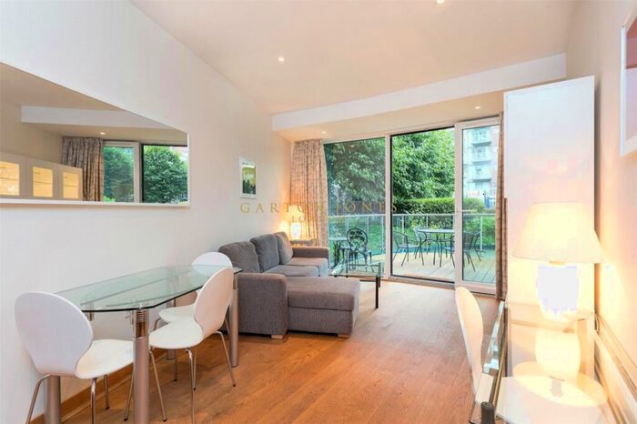 1 Bedroom Apartment To Rent In Oswald Building, Queenstown Road, SW11