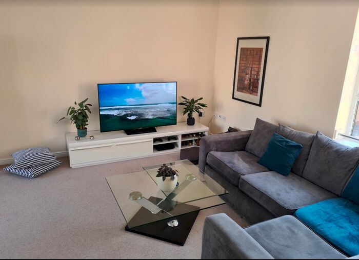 2 Bedroom Apartment To Rent In Chieftain Way, Cambridge, CB4