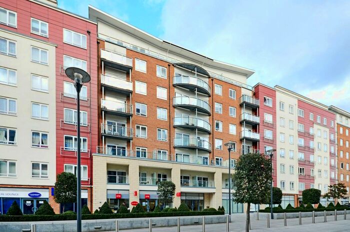 2 Bedroom Flat To Rent In Boulevard Drive, Colindale, London, NW9