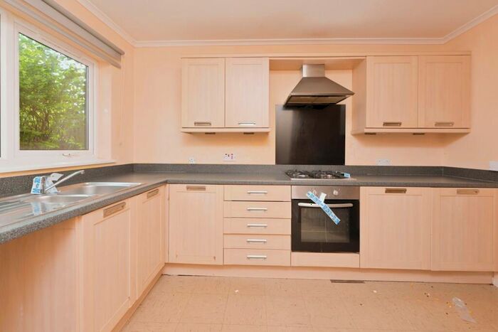 2 Bedroom Bungalow For Sale In Parkwood Street, Northampton, Northamptonshire, NN5