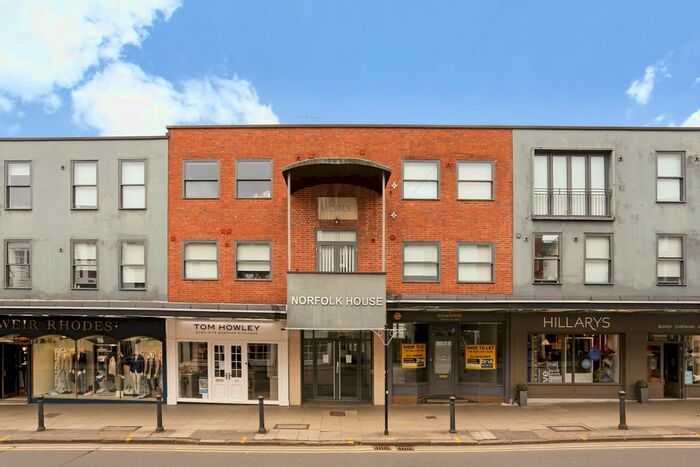 2 Bedroom Flat To Rent In High Street, Guildford, GU1