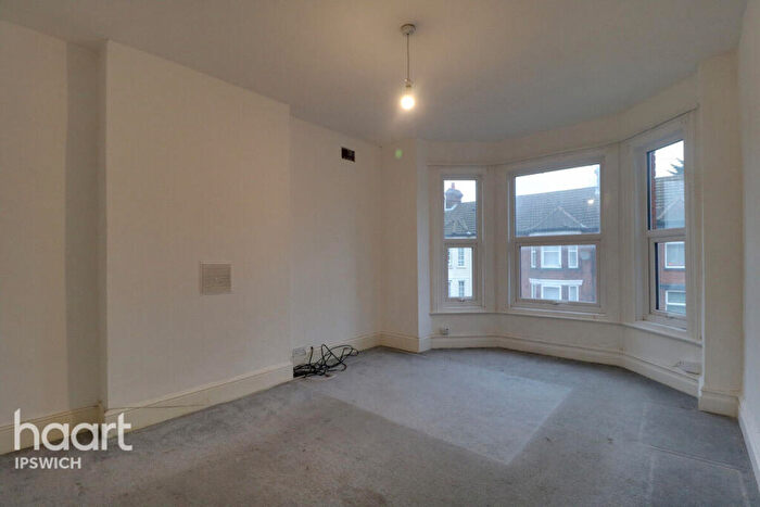2 Bedroom Apartment To Rent In Foxhall Road, Ipswich, IP3