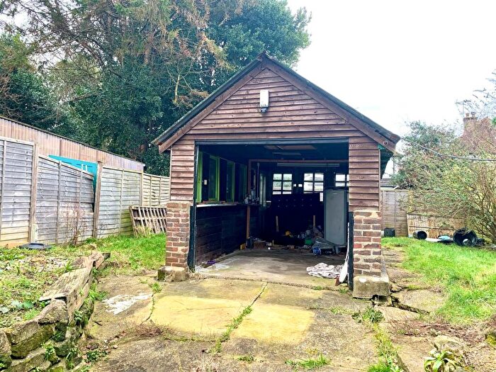 Garage / Parking To Rent In Town Cross Avenue, Bognor Regis, PO21