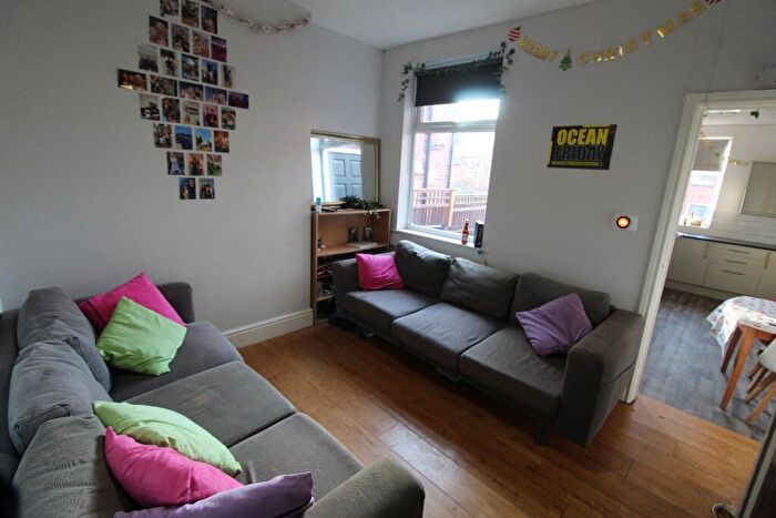 5 Bedroom Semi Detached House To Rent In (Bed) Harrington Drive, Lenton, Nottingham, NG7