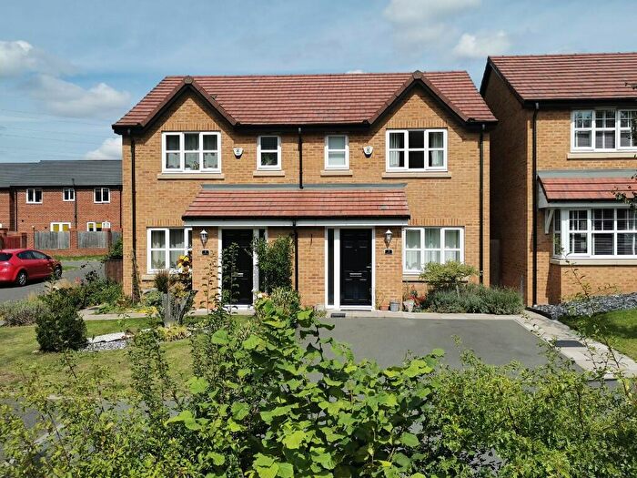 3 Bedroom Semi-Detached House For Sale In Grisedale Road, Farington, Leyland, Lancashire, PR25