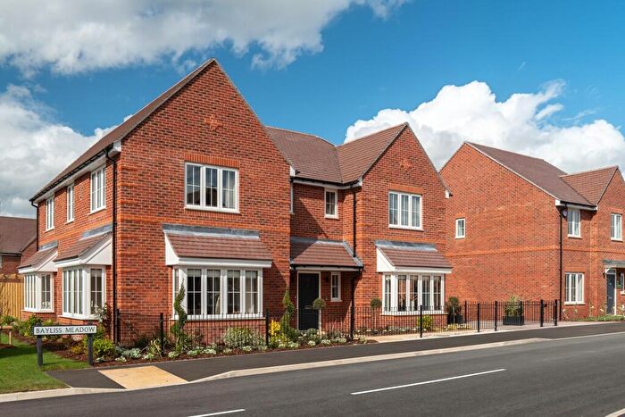 5 Bedroom Detached House For Sale In Kimblewick Road, Great Kimble, Aylesbury, HP17