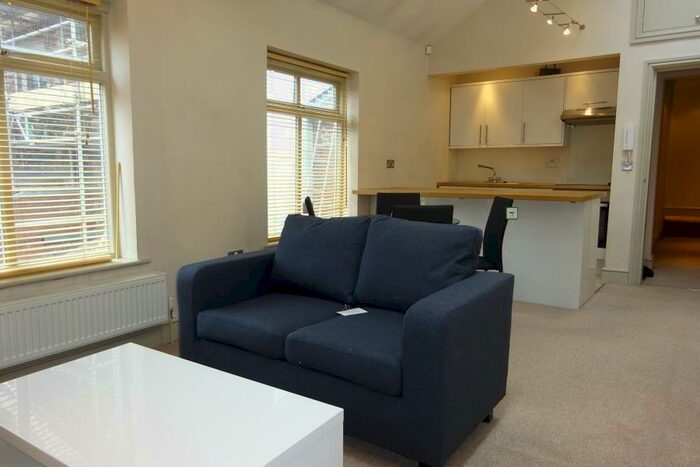 2 Bedroom Apartment To Rent In Great George Street, LS1