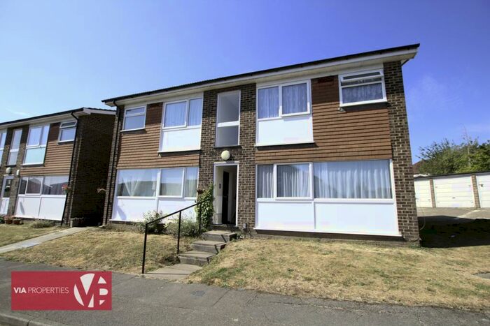 1 Bedroom Apartment To Rent In Virgil Drive, Broxbourne, EN10
