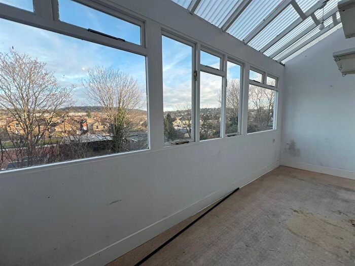 2 Bedroom Flat To Rent In Avondale Road, South Croydon, CR2