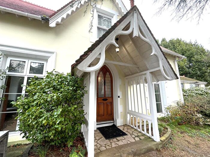 5 Bedroom Detached House For Sale In Auckland Road East, Southsea, PO5