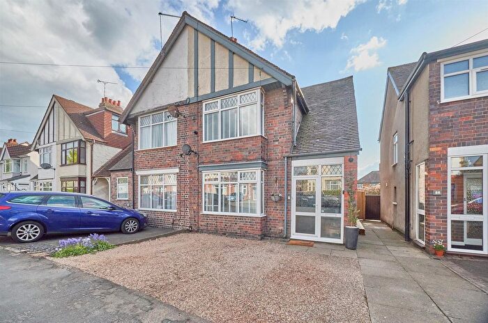 2 Bedroom Semi-Detached House For Sale In Northfield Road, Hinckley, LE10