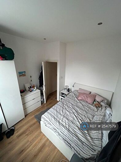 1 Bedroom Flat To Rent In Caledonian Road, London, N7