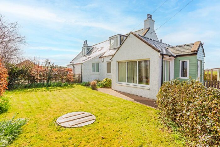 3 Bedroom Semi Detached House For Sale In Simmer Dim, Dumfries, DG2