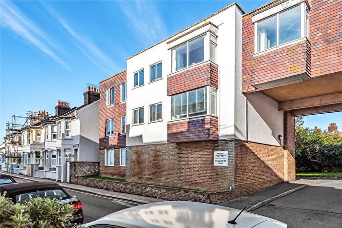 1 Bedroom Apartment To Rent In Swanborough Court, New Road, Shoreham By Sea, BN43