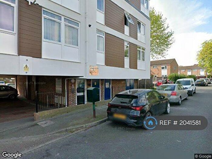1 Bedroom Flat To Rent In Weighton Road, Anerley, SE20