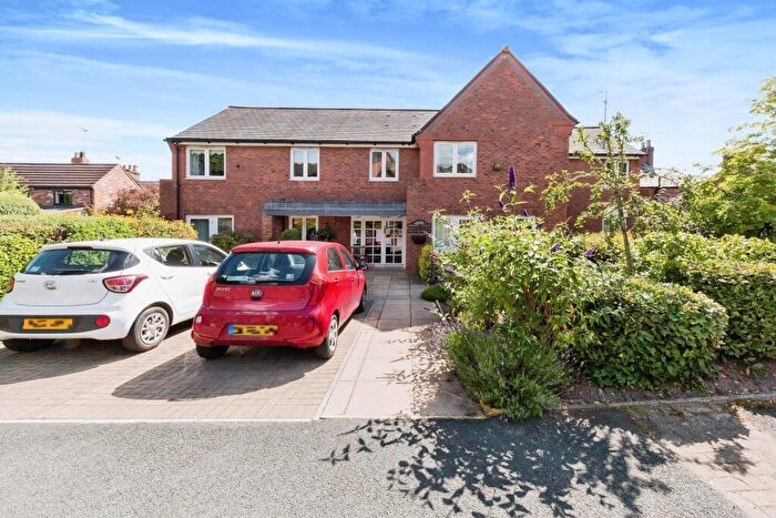 2 Bedroom Apartment For Sale In Wright Lodge, Nantwich, CW5