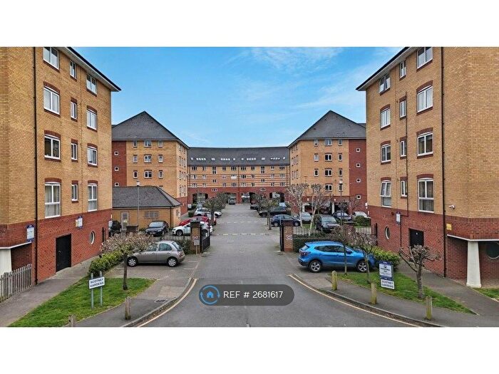 2 Bedroom Flat To Rent In Scotney Gardens, Maidstone, ME16