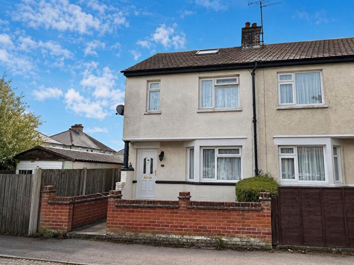 3 Bedroom Terraced House For Sale In Kingwell Avenue, Clacton-On-Sea, Essex, CO15