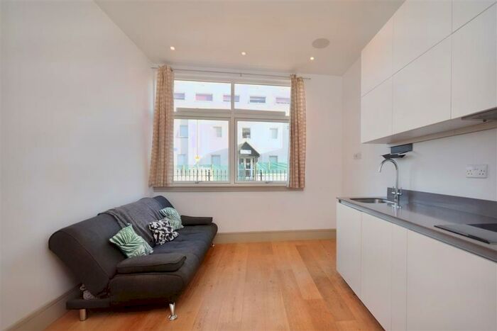 1 Bedroom Apartment To Rent In Britannic House, Burlington Road, New Malden, KT3