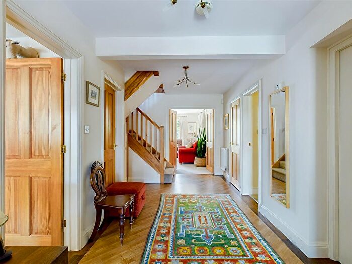 4 Bedroom Detached House For Sale In Meadow Road, Malvern, WR14