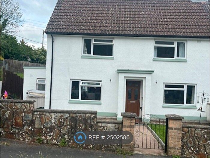 3 Bedroom End Of Terrace House To Rent In School Close, Bampton, Tiverton, EX16