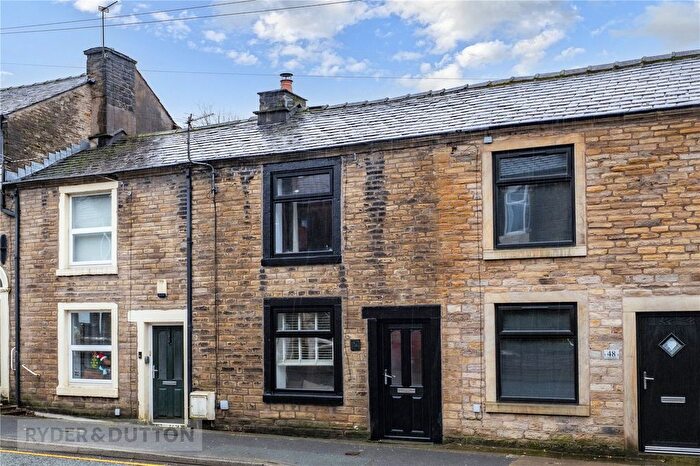 2 Bedroom Terraced House For Sale In Oldham Road, Springhead, Saddleworth, OL4