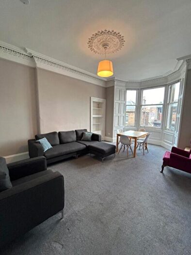 3 Bedroom Flat To Rent In Morningside Road, Edinburgh, EH10