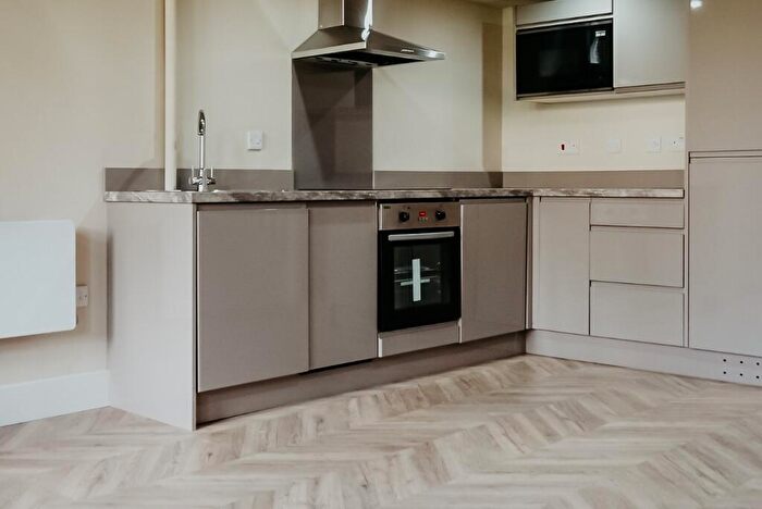 1 Bedroom Apartment To Rent In The Headrow, Leeds, West Yorkshire, LS1