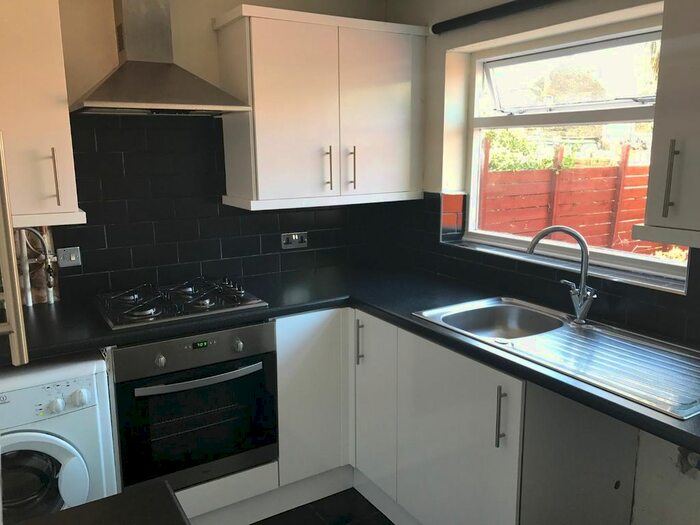 2 Bedroom Flat To Rent In Church Street, London, N9