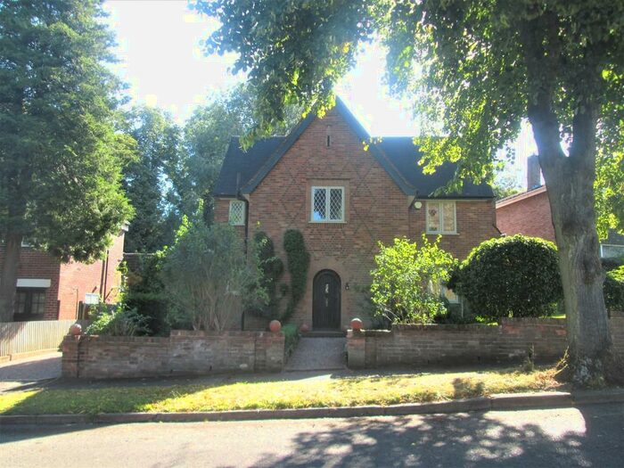 3 Bedroom Detached House To Rent In Goodby Road, Moseley, B13