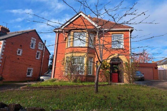 4 Bedroom Property To Rent In Sherborne Road, Yeovil, BA21