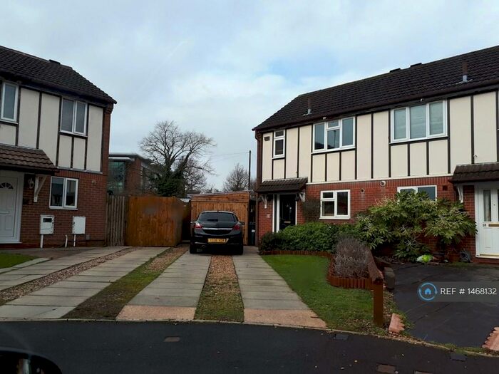 2 Bedroom Semi-Detached House To Rent In Brakesmead, Leamington Spa, CV31