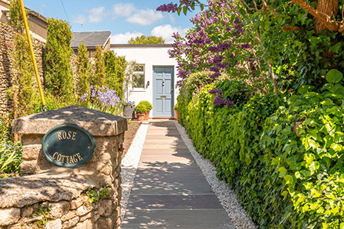 2 Bedroom Detached Bungalow For Sale In Noble Street, Sherston, SN16