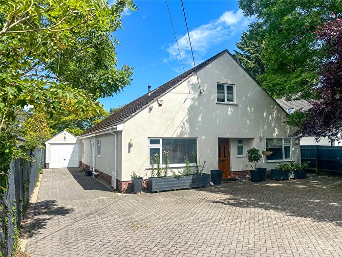 4 Bedroom Detached House For Sale In Eastfield Lane, Ringwood, Hampshire, BH24