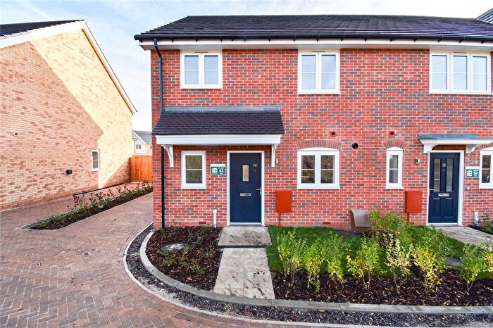 3 Bedroom End Of Terrace House To Rent In Coventry Drive, Bishop's Stortford, Essex, CM23