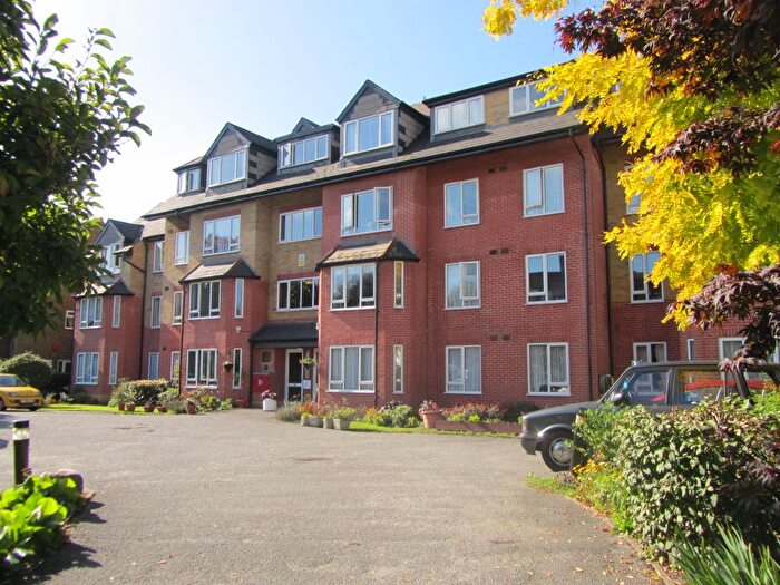 1 Bedroom Flat For Sale In Brighton Road, South Croydon, CR2