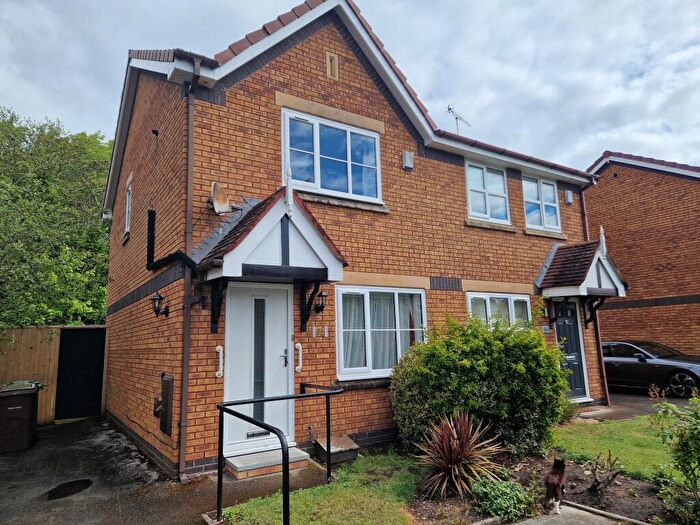 2 Bedroom Semi-Detached House For Sale In Kings Meadow, Southport, PR8