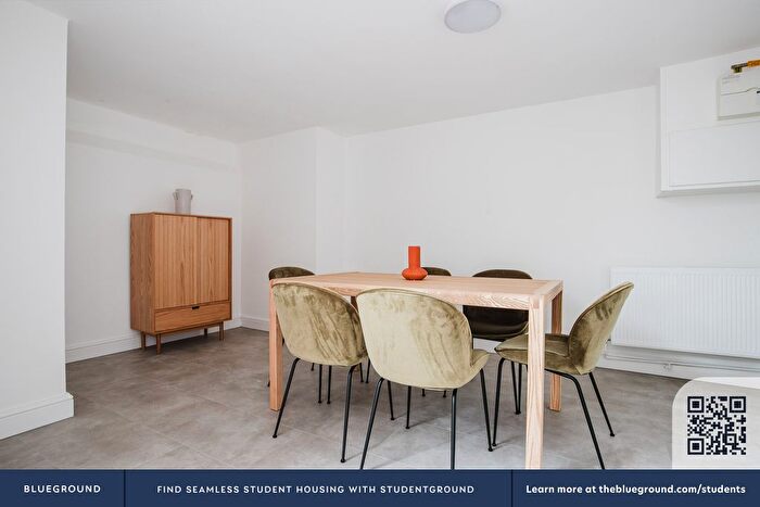 2 Bedroom Flat To Rent In Clerkenwell, London, EC1V