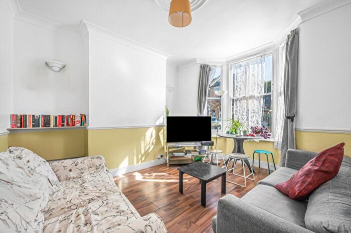 4 Bedroom House To Rent In Trundleys Road, Surrey Quays, SE8