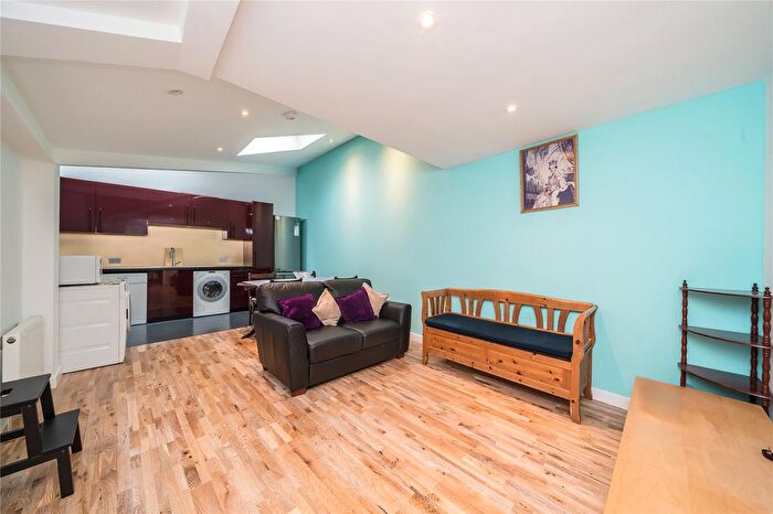 4 Bedroom Flat To Rent In Selkirk Road, London, SW17