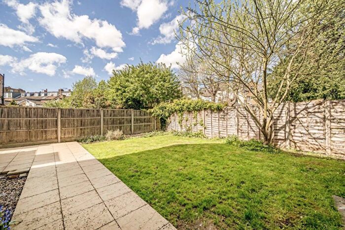 1 Bedroom Flat For Sale In Madeley Road, Ealing, W5