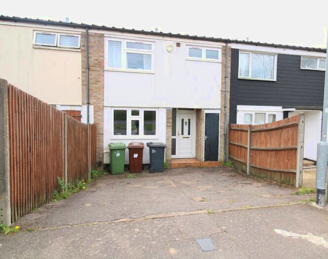4 Bedroom Property To Rent In Mutton Lane, Potters Bar, EN6