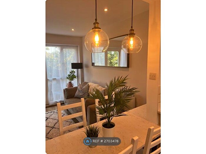 5 Bedroom Terraced House To Rent In Kemsing Gardens, Canterbury, CT2