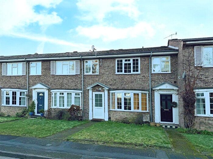 3 Bedroom Terraced House To Rent In Broomhall End, Woking, Surrey, GU21