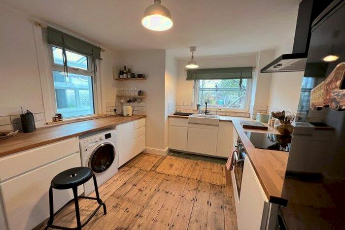 3 Bedroom Terraced House To Rent In Barton Road, Exeter, EX2