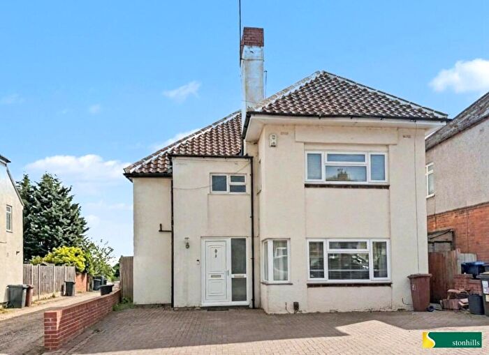 4 Bedroom Detached House For Sale In White Hills Way, Kingsthorpe, Northampton, NN2