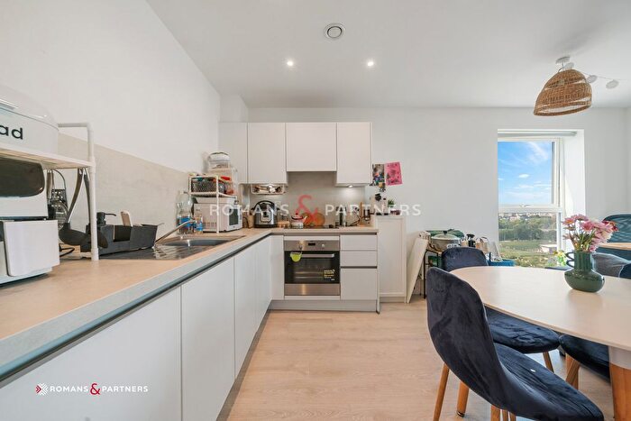 2 Bedroom Flat To Rent In Tabbard Apartments, East Acton Lane, W3