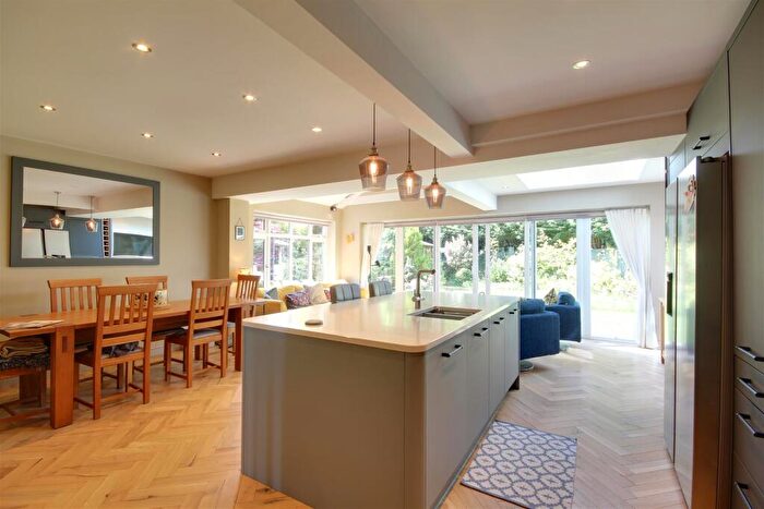 4 Bedroom Detached House For Sale In Welton Low Road, Elloughton, HU15